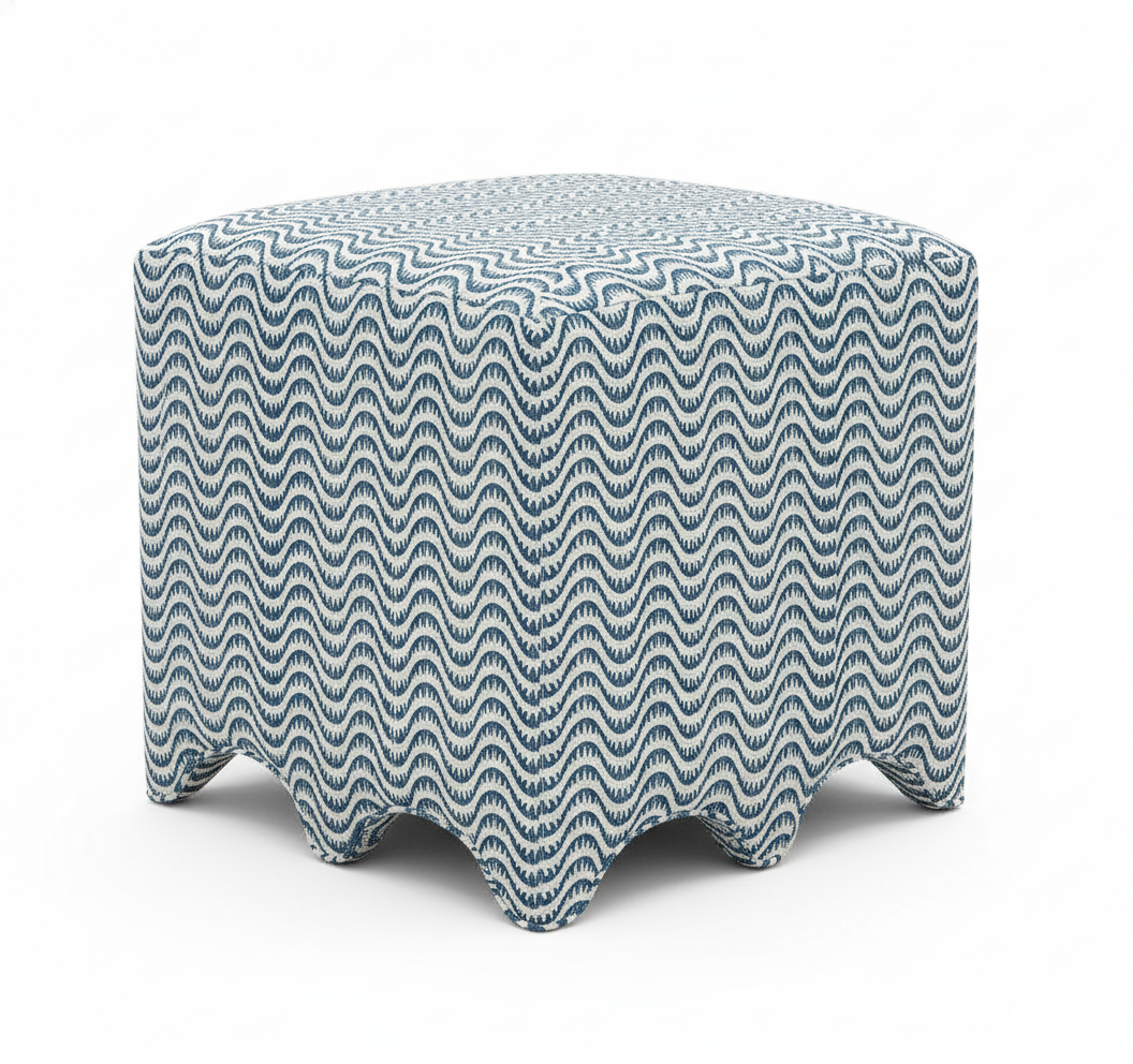Ava Ottoman