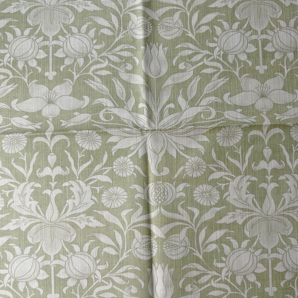 Villa Cerae Fabric - Vivienne green
